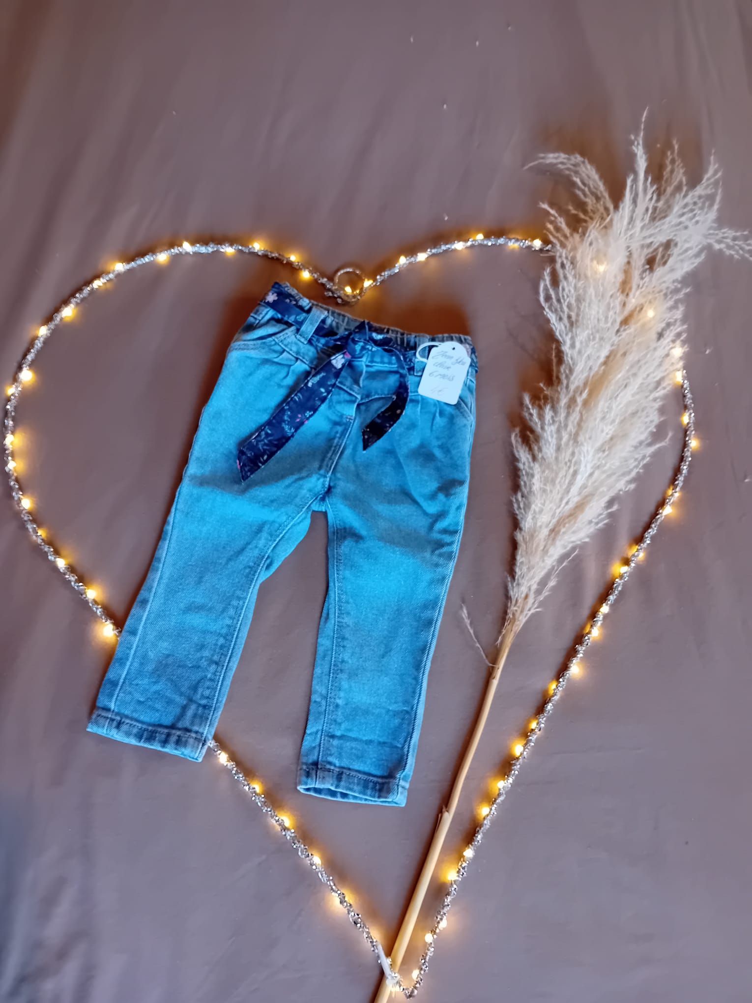 Jean clair avec ceinture déco 